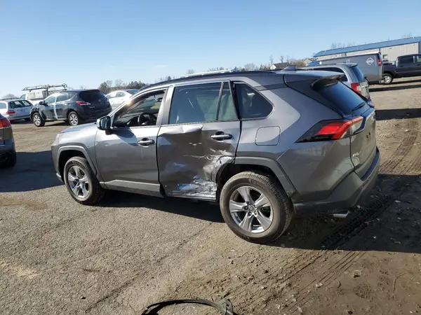 2T3P1RFV6NC271037 2022 TOYOTA RAV 4 - Image 2