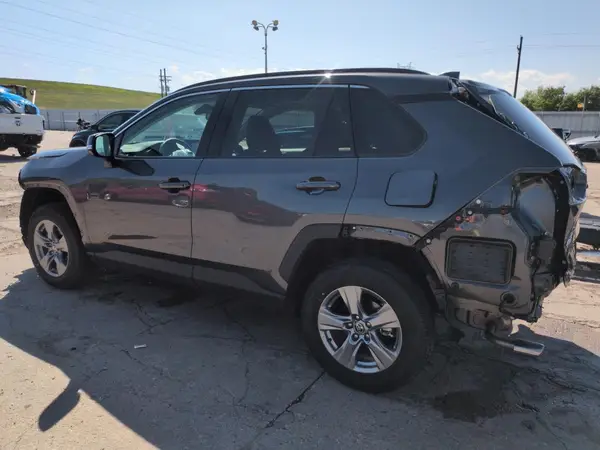 2T3P1RFV6NC280031 2022 TOYOTA RAV 4 - Image 2