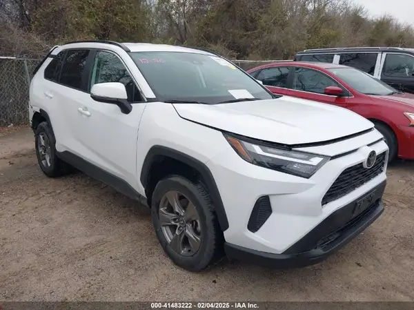 2T3P1RFV6RC421914 2024 TOYOTA RAV 4 - Image 1