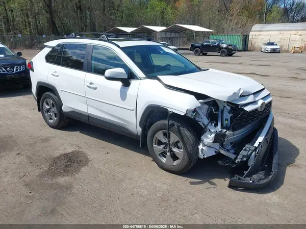 2T3P1RFV6RC438468 2024 TOYOTA RAV 4 - Image 1