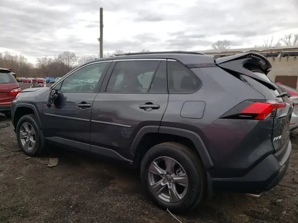 2T3P1RFV6RW458489 2024 TOYOTA RAV 4 - Image 2