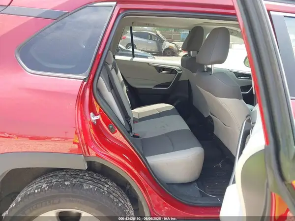 2T3P1RFV6SW502187 2025 TOYOTA RAV 4 - Image 8
