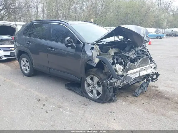 2T3P1RFV7KC007112 2019 TOYOTA RAV 4 - Image 1