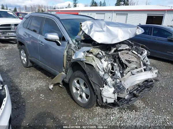 2T3P1RFV7KC011659 2019 TOYOTA RAV 4 - Image 1