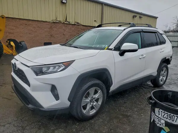 2T3P1RFV7KC050803 2019 TOYOTA RAV 4 - Image 1