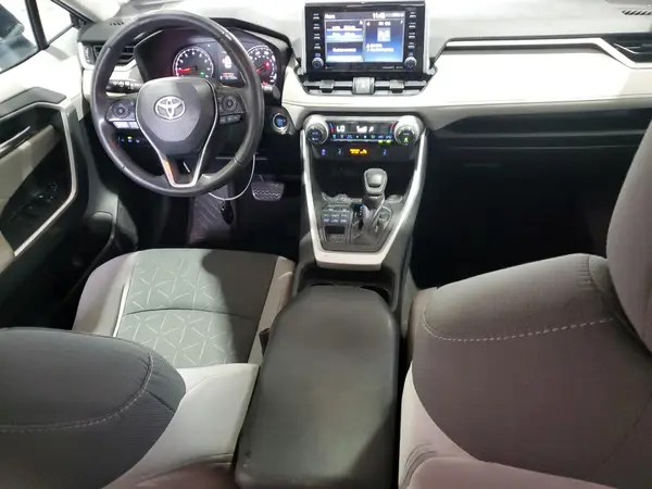 2T3P1RFV7KC060585 2019 TOYOTA RAV 4 - Image 8