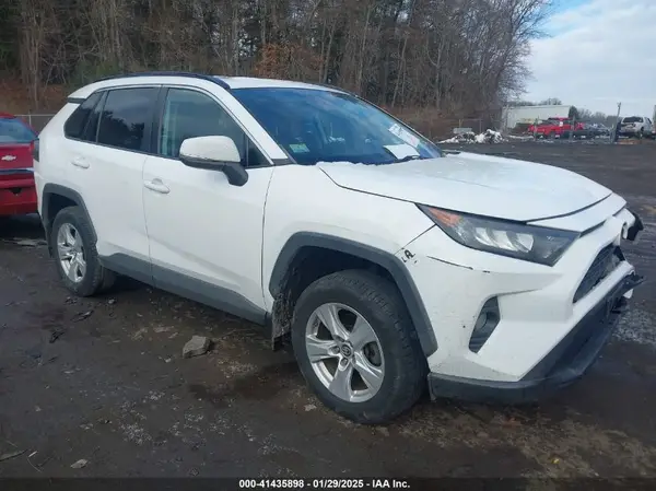 2T3P1RFV7KW036821 2019 TOYOTA RAV 4 - Image 1