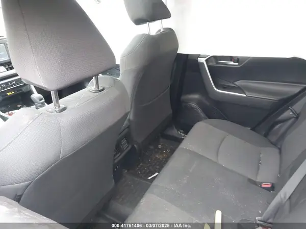 2T3P1RFV7KW054266 2019 TOYOTA RAV 4 - Image 8