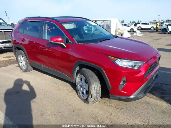 2T3P1RFV7KW060214 2019 TOYOTA RAV 4 - Image 1