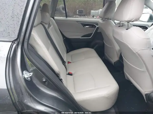 2T3P1RFV7MC154632 2021 TOYOTA RAV 4 - Image 8