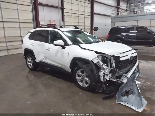 2T3P1RFV7MC217731 2021 TOYOTA RAV 4 - Image 1