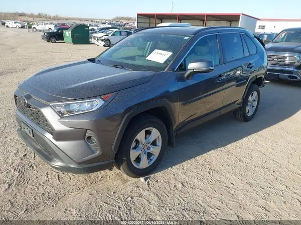 2T3P1RFV7MC227207 2021 TOYOTA RAV 4 - Image 2
