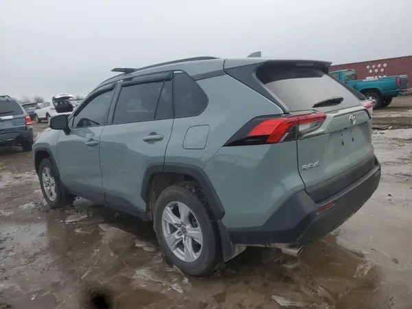 2T3P1RFV7MW192621 2021 TOYOTA RAV 4 - Image 2