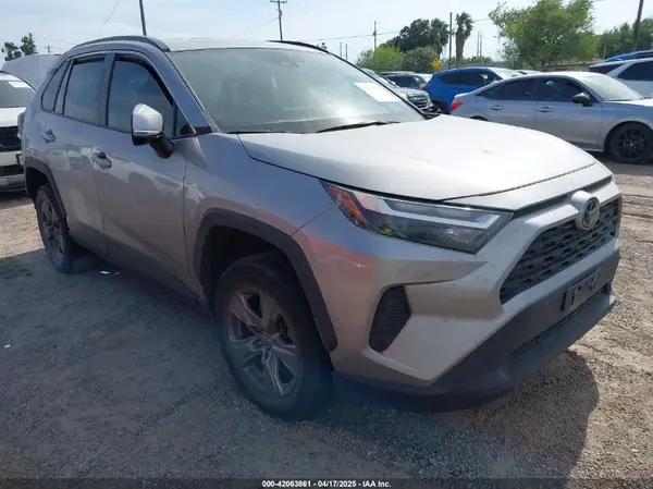 2T3P1RFV7NW257792 2022 TOYOTA RAV 4 - Image 1