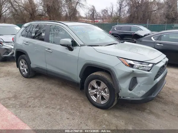 2T3P1RFV7NW294423 2022 TOYOTA RAV 4 - Image 1