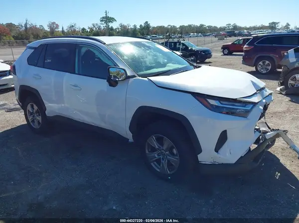 2T3P1RFV7PC363373 2023 TOYOTA RAV 4 - Image 1