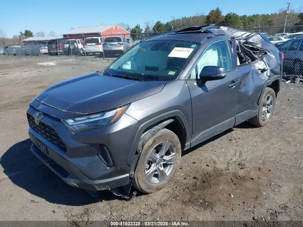 2T3P1RFV7PW369012 2023 TOYOTA RAV 4 - Image 2