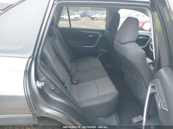 2T3P1RFV7RC401364 2024 TOYOTA RAV 4 - Image 8