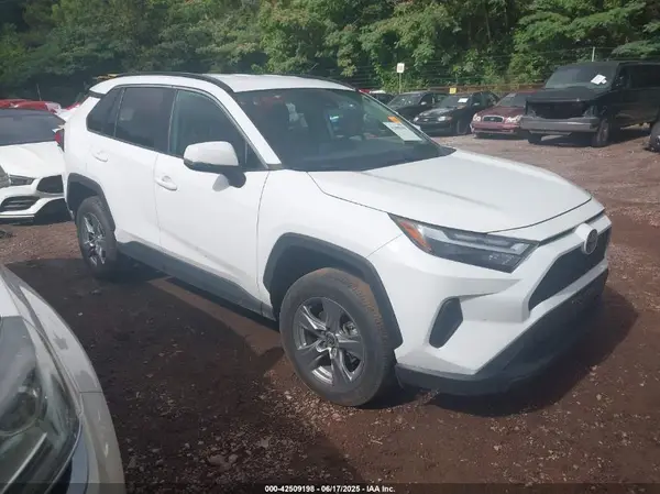 2T3P1RFV7RC411358 2024 TOYOTA RAV 4 - Image 1