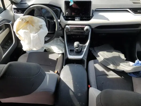 2T3P1RFV7RC440276 2024 TOYOTA RAV 4 - Image 8