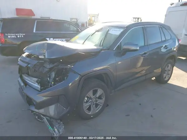 2T3P1RFV7RW419815 2024 TOYOTA RAV 4 - Image 2