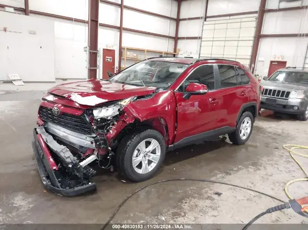 2T3P1RFV8KC004235 2019 TOYOTA RAV 4 - Image 2