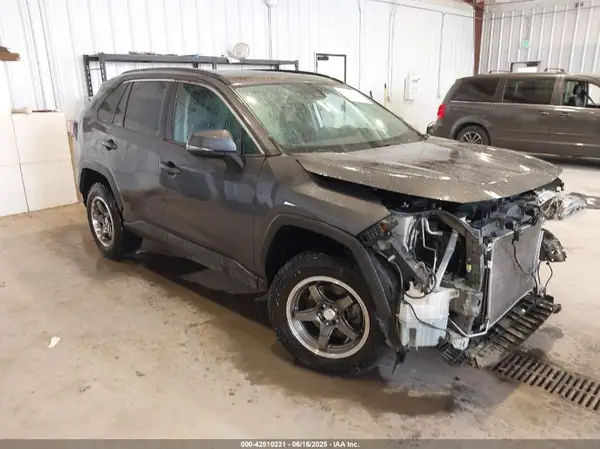 2T3P1RFV8KW057323 2019 TOYOTA RAV 4 - Image 1