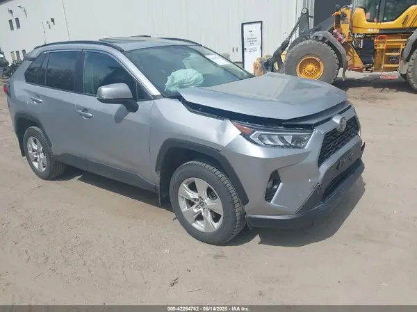 2T3P1RFV8MW169039 2021 TOYOTA RAV 4 - Image 1