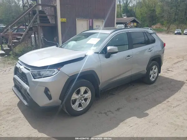 2T3P1RFV8MW169039 2021 TOYOTA RAV 4 - Image 2