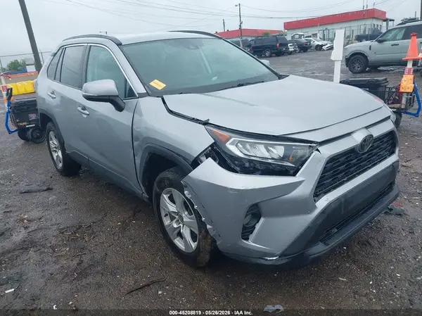 2T3P1RFV8MW203125 2021 TOYOTA RAV 4 - Image 1