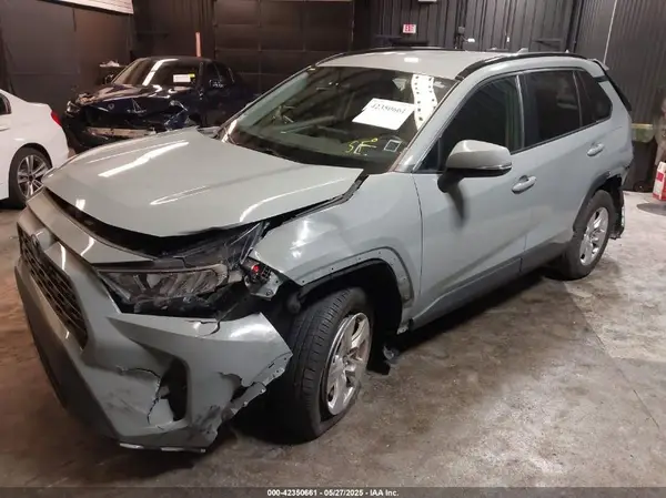 2T3P1RFV8MW221687 2021 TOYOTA RAV 4 - Image 2