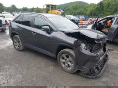 2T3P1RFV8NC291810 2022 TOYOTA RAV 4