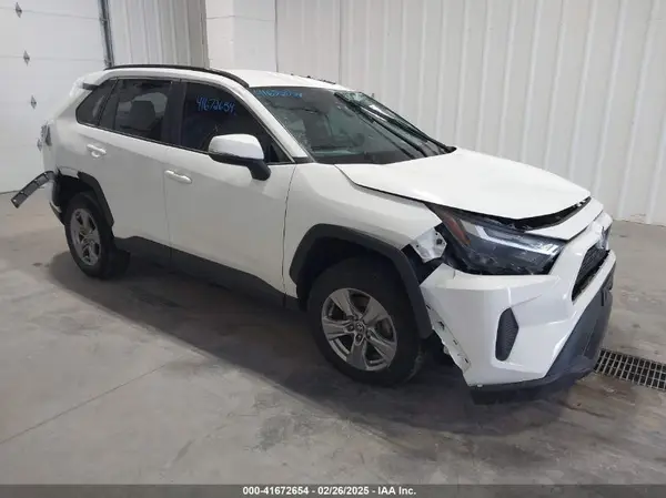 2T3P1RFV8NW286279 2022 TOYOTA RAV 4 - Image 1