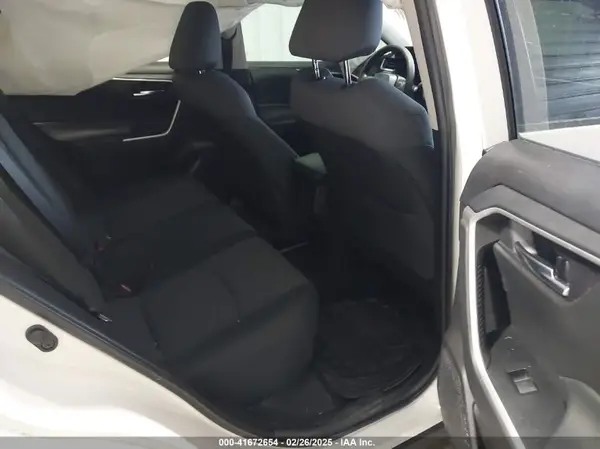 2T3P1RFV8NW286279 2022 TOYOTA RAV 4 - Image 8