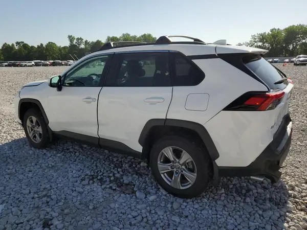 2T3P1RFV8PW398616 2023 TOYOTA RAV 4 - Image 2