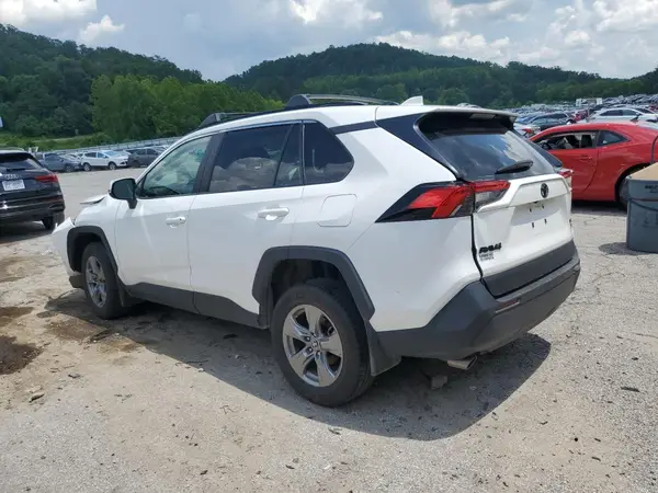 2T3P1RFV8RC440738 2024 TOYOTA RAV 4 - Image 2