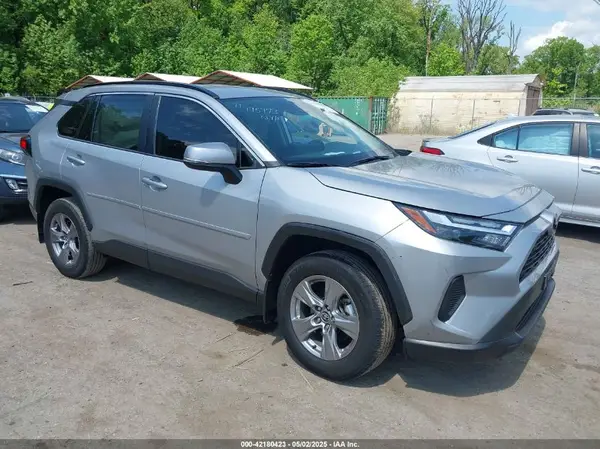 2T3P1RFV8RW409228 2024 TOYOTA RAV 4 - Image 1
