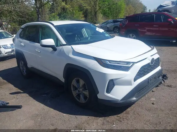 2T3P1RFV8RW456775 2024 TOYOTA RAV 4 - Image 1