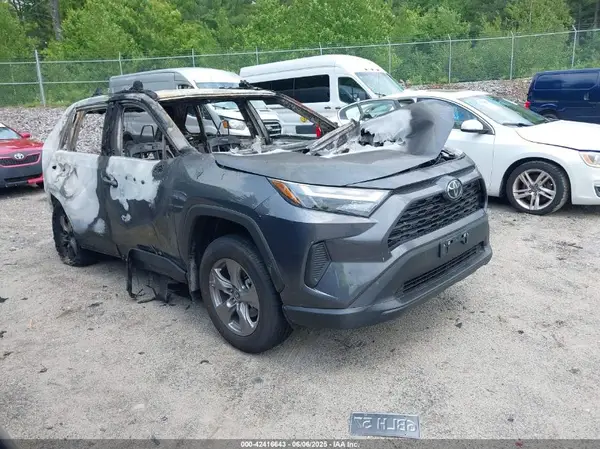 2T3P1RFV8RW482387 2024 TOYOTA RAV 4 - Image 1
