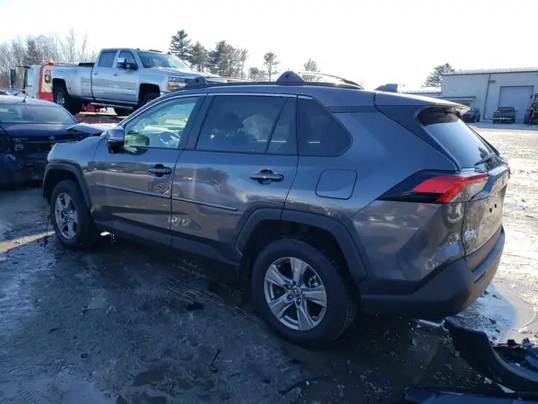 2T3P1RFV8SC495714 2025 TOYOTA RAV 4 - Image 2