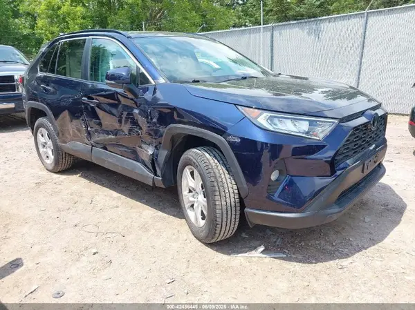 2T3P1RFV9KW043057 2019 TOYOTA RAV 4 - Image 1