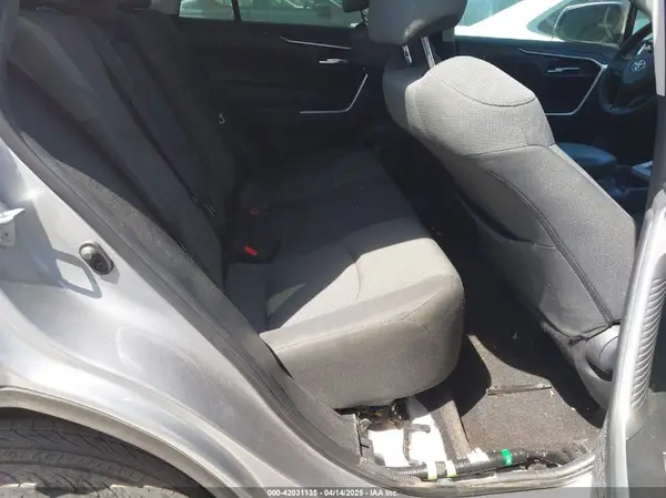 2T3P1RFV9LC095145 2020 TOYOTA RAV 4 - Image 8