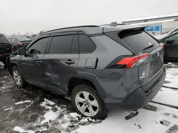 2T3P1RFV9MC152347 2021 TOYOTA RAV 4 - Image 2