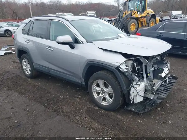 2T3P1RFV9MC153711 2021 TOYOTA RAV 4 - Image 1