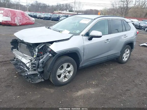 2T3P1RFV9MC153711 2021 TOYOTA RAV 4 - Image 2