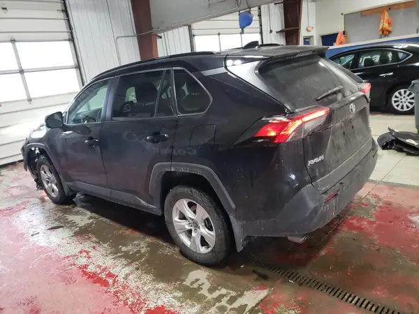 2T3P1RFV9MC177927 2021 TOYOTA RAV 4 - Image 2