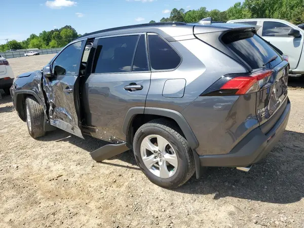 2T3P1RFV9MC180908 2021 TOYOTA RAV 4 - Image 2