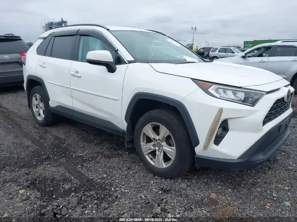 2T3P1RFV9MC191195 2021 TOYOTA RAV 4 - Image 1