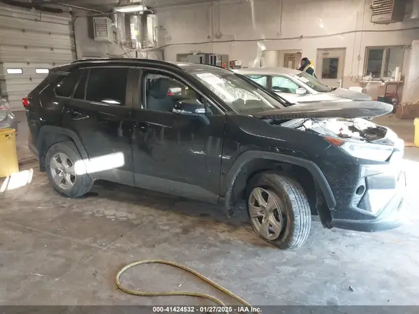 2T3P1RFV9MC203815 2021 TOYOTA RAV 4 - Image 1