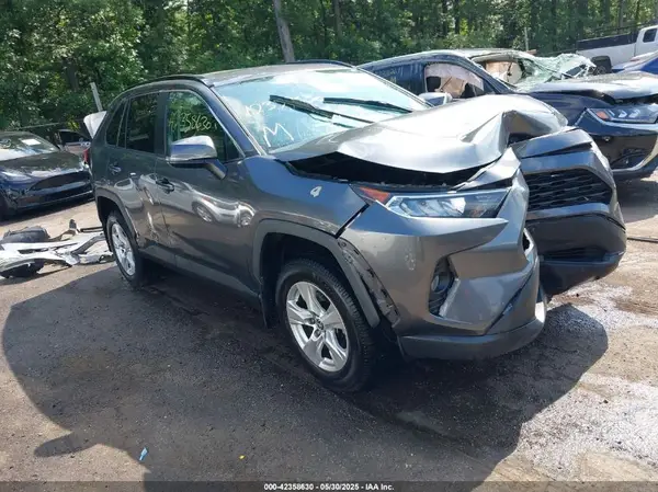 2T3P1RFV9MC226107 2021 TOYOTA RAV 4 - Image 1